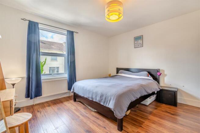 8592645-interior08.jpg