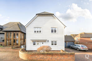 11, Woodgate Close, Sittingbourne ME9 7QG