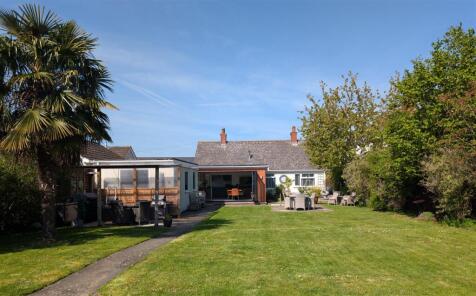 Tewkesbury Road, Norton, Gloucester
