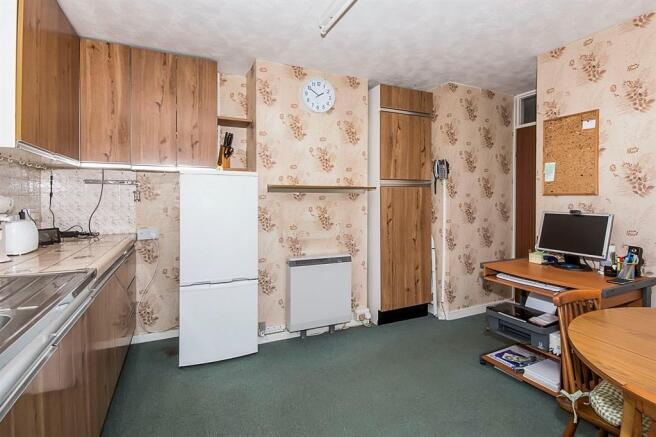 Bedroom/Dining Room / Office