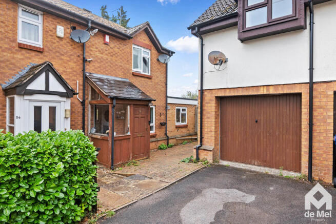2-bed semi-detached on Churchfields, Bishops Cleeve, Cheltenham, GL52, £300,000