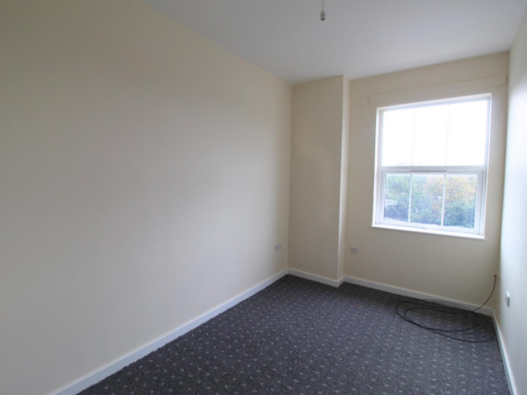 1 bed Apartment to rent Image 6