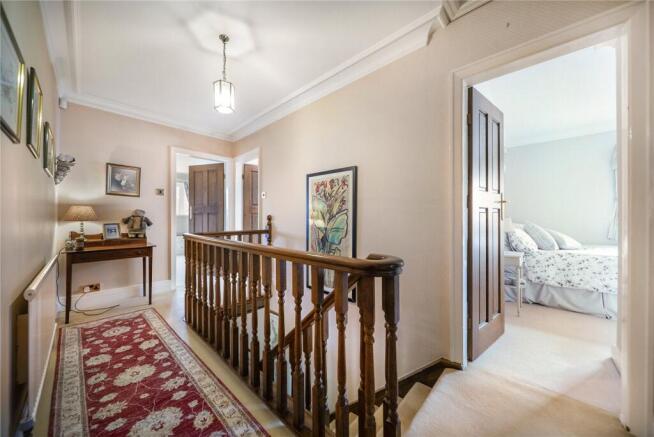 4 bed Detached for sale Image 12