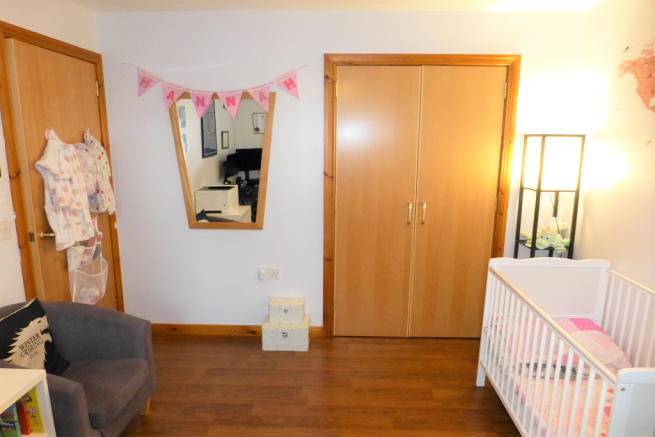BEDROOM 2