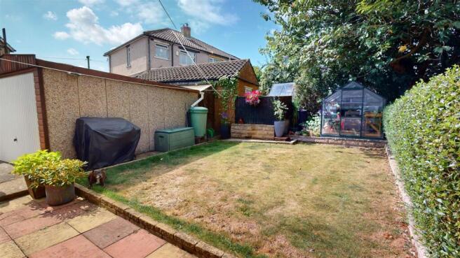 3 bed Semi-Detached for sale Image 12