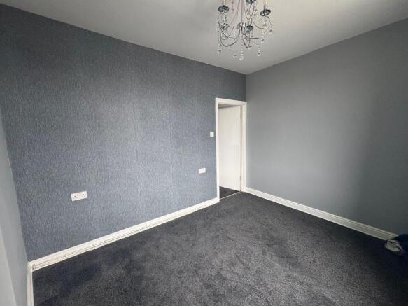 4 bed End of Terrace to rent Image 5