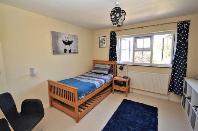 BEDROOM 4