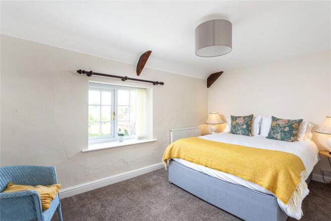2 bed Detached for sale Image 7