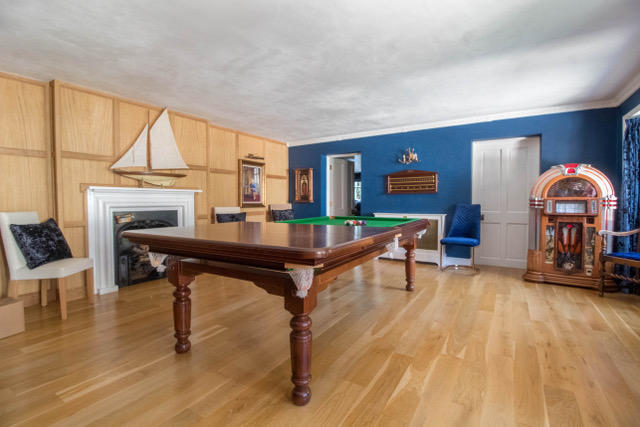 Snooker Room