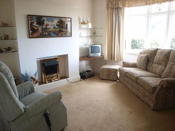 Bay fronted Sitting