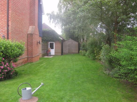 Photo 8