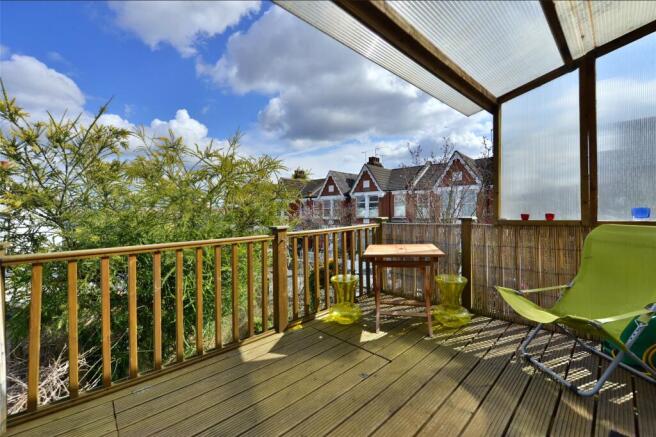 Crescent Road, Alexandra Park, London, N22 photo 4