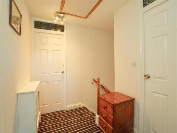2 bed Terraced for sale Image 11