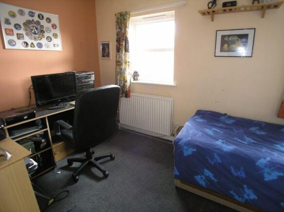 Photo 3