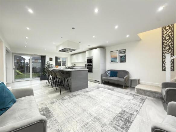 OPEN PLAN LIVING DINING AND KITCHEN