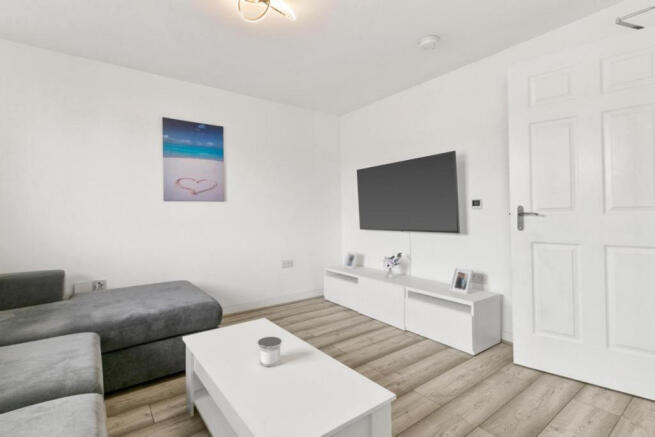 Trench Drive, Darnley, G53 photo 4