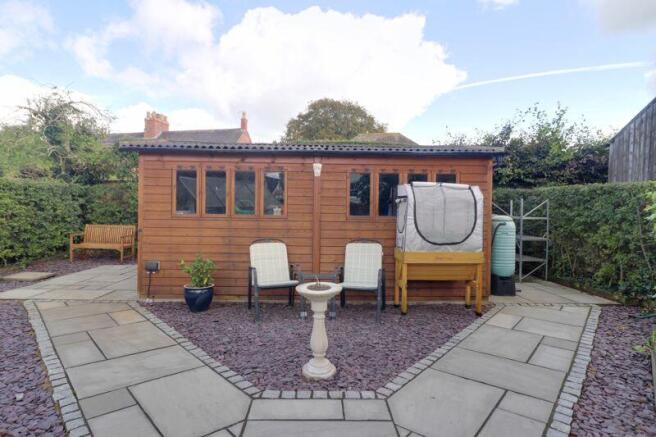 Garden Outbuilding