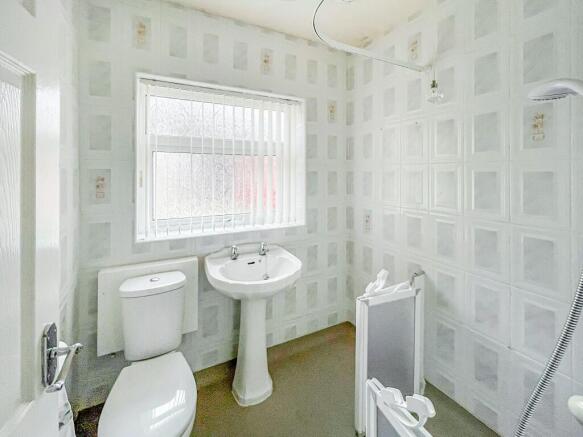 2 bed Semi-Detached Bungalow for sale Image 12