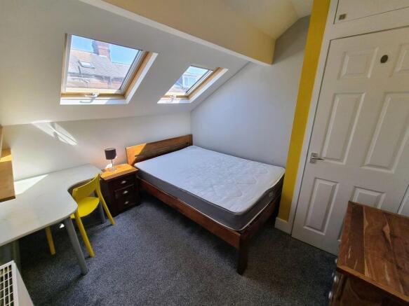 6 bed Terraced for sale Image 10