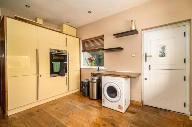 3 bed Semi-Detached for sale Image 7