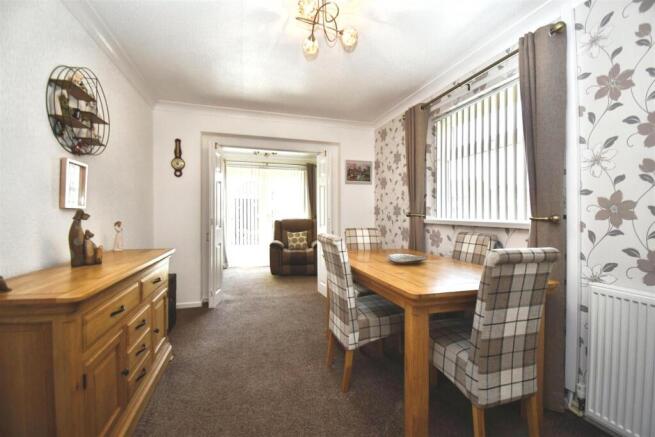 3 bed Detached for sale Image 5