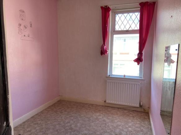 34 Dundee Street, Barrow-in-Furness, Cumbria, LA14 2RR photo 4