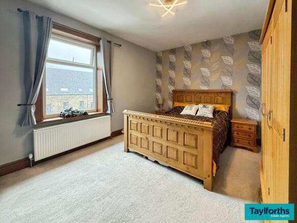 4 bed Terraced for sale Image 7