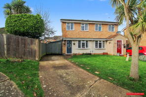 20, Quinnell Drive, Hailsham BN27 1QN