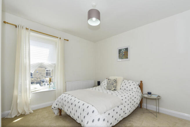 3 bed Terraced for sale Image 11