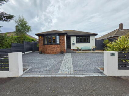 Edgehill Road, Staincross, Barnsley, S75 6NL