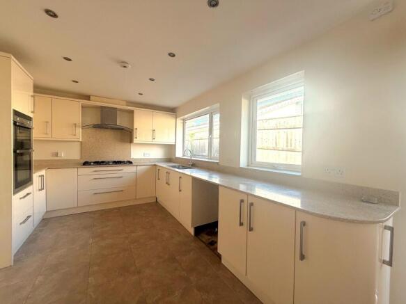 Kitchen (1)