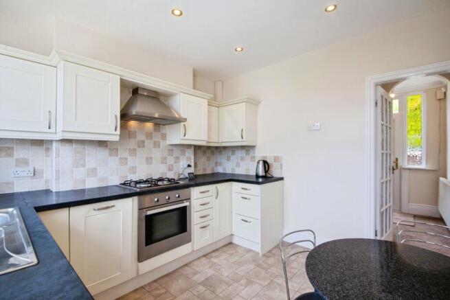 3 bed Semi-Detached for sale Image 6