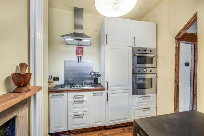 3 bed Terraced for sale Image 4