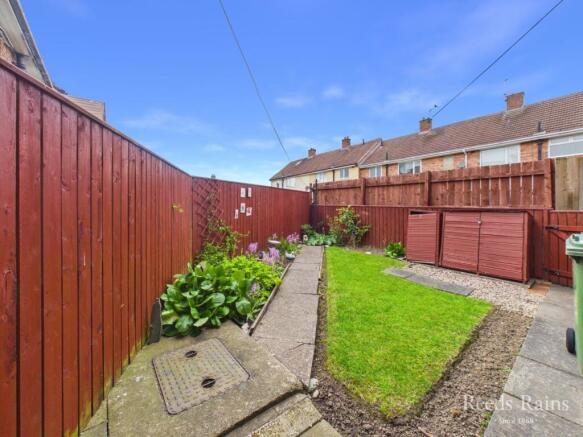 3 bed Terraced for sale Image 6