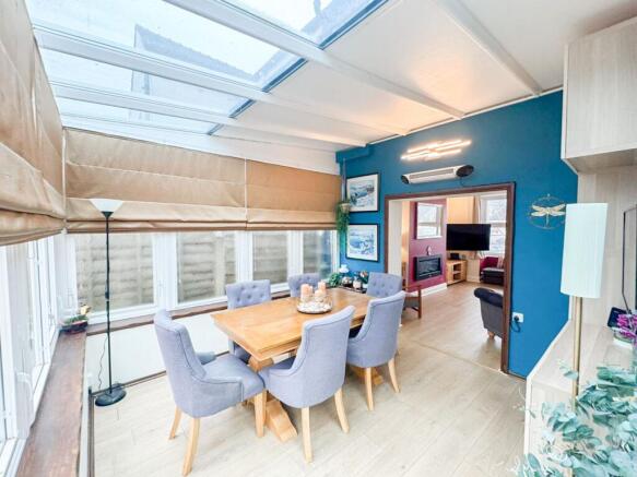 Conservatory / Family Room