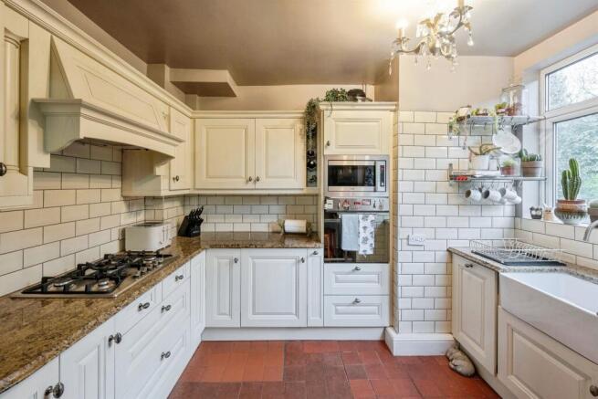 3 bed Detached for sale Image 8