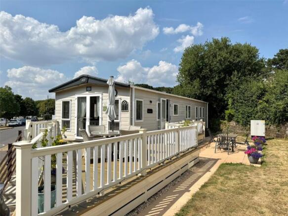 253 Seabreeze, Shorefield Country Park, Downton, SO41 photo 4