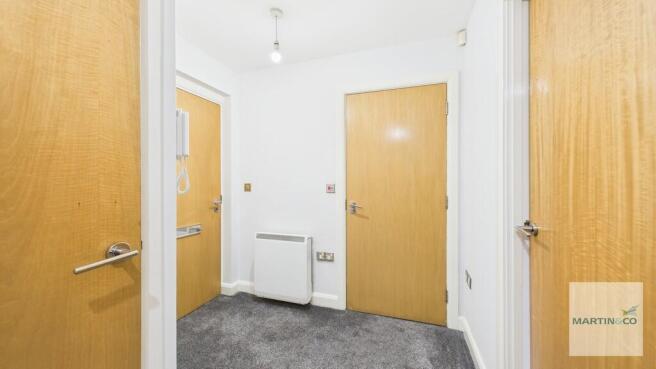 CAM05325G0-PR0105...