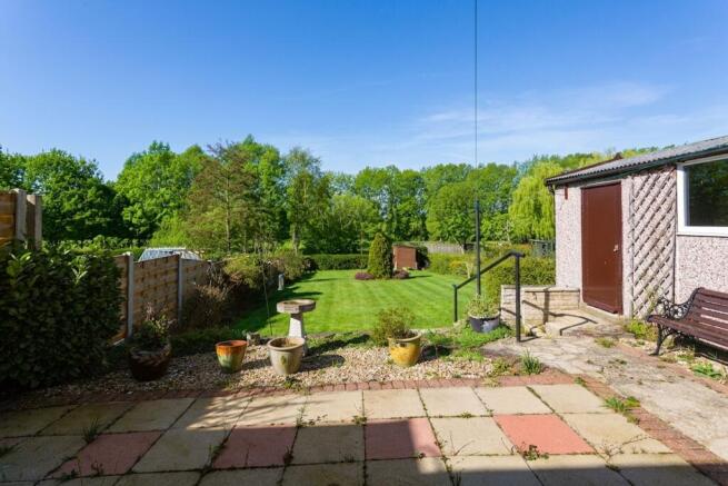 2 bed Semi-Detached Bungalow for sale Image 10