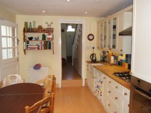 Kit/Breakfast Room