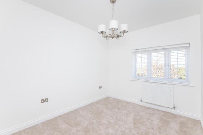 3 bed Semi-Detached for sale Image 5