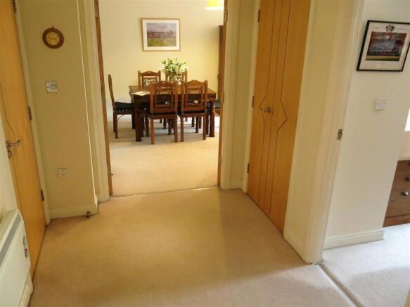Hallway.JPG
