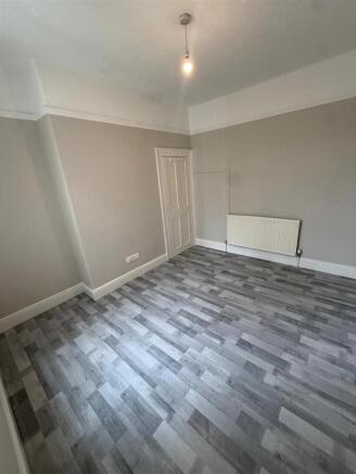 3 bed Detached to rent Image 11