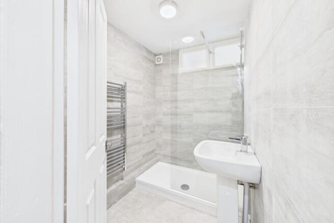 1 bed Ground Flat for sale Image 8