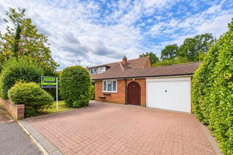 Frensham Road, Crowthorne, Berkshire, RG45