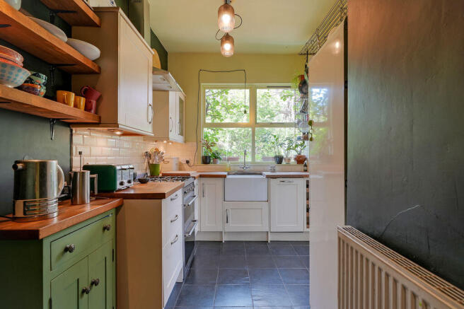 3 bed Semi-Detached for sale Image 9