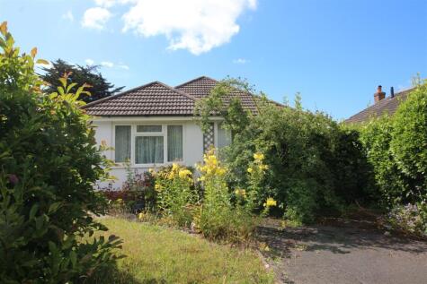 Hazelwood Avenue, New Milton, Hampshire, BH25