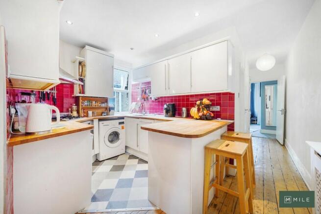 87 Drayton Road -...