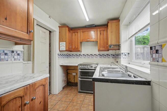 Kitchen_2.jpeg