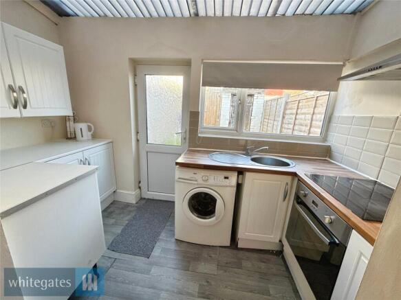 2 bed Terraced for sale Image 4
